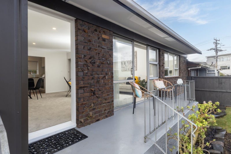 2/14 Mount Smart Road, Onehunga, Auckland - Carousel 2