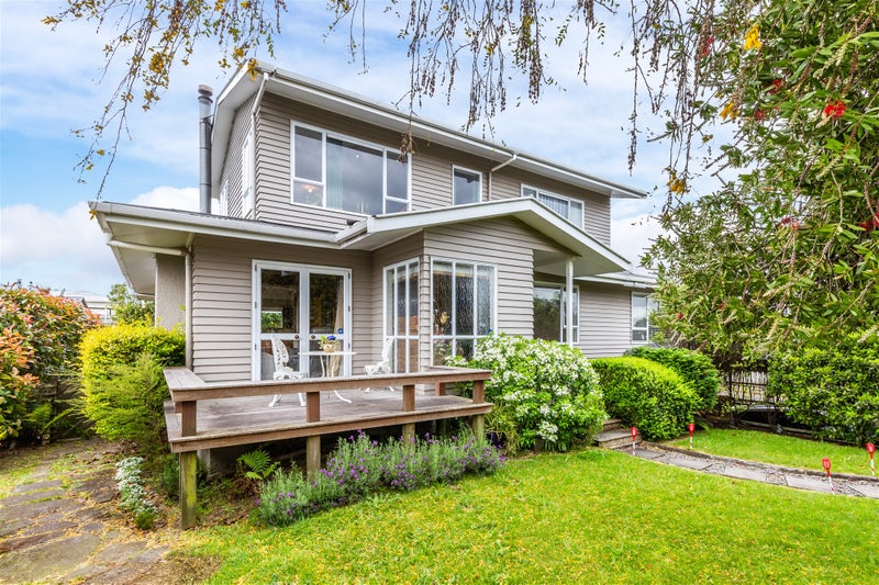 1/8 Hinekura Avenue, Taupo, Taupō - Carousel 1