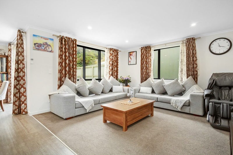 28C HAIR STREET, Wainuiomata, Lower Hutt - Carousel 1