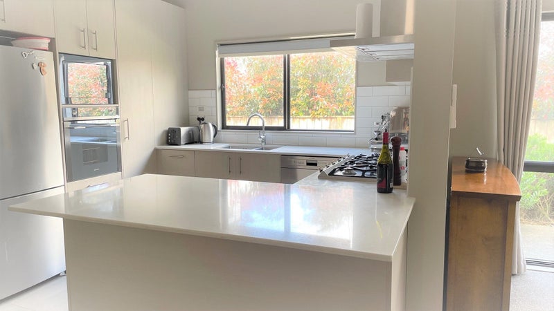 4 Uruhau Close, Torbay, Auckland - Carousel 2