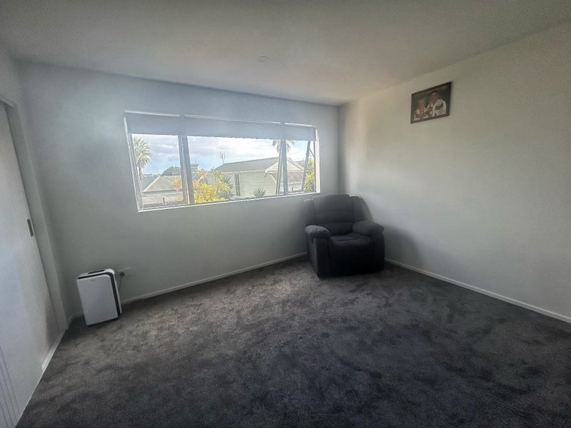 7/4 Ranier Street, Ellerslie, Auckland - Carousel 2