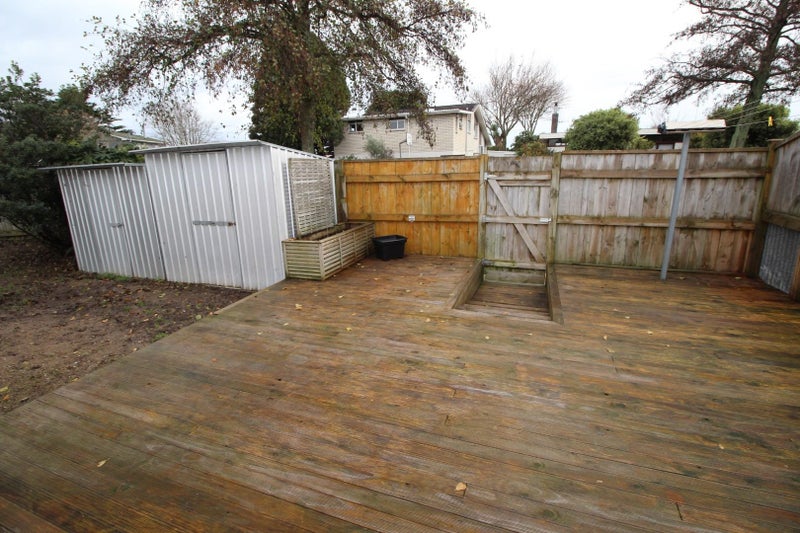 7 Drury Street, Cloverlea, Palmerston North - Carousel 13