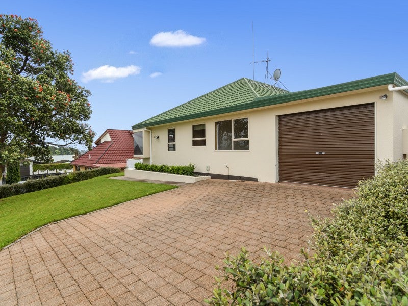 1 Rangataua Street, Welcome Bay, Tauranga - Carousel 2