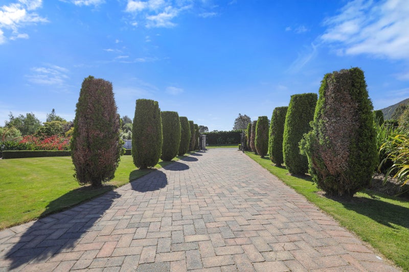 7 Deborah Rise, Taupo - Carousel 1