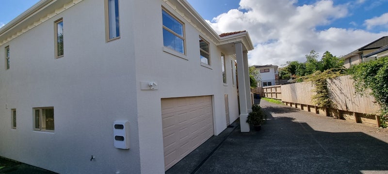 78A Sunset Road, Unsworth Heights, Auckland - Carousel 1