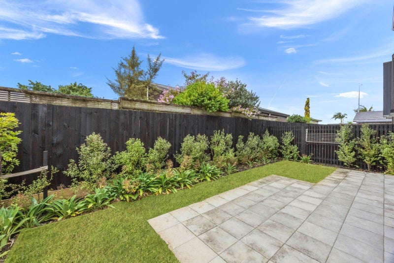 3/16 Treasure Lane, TE ATATU SOUTH, AUCKLAND - Carousel 2