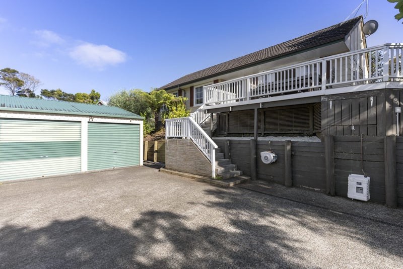 5 West Glade Crescent, Birkenhead, Auckland - Carousel 2