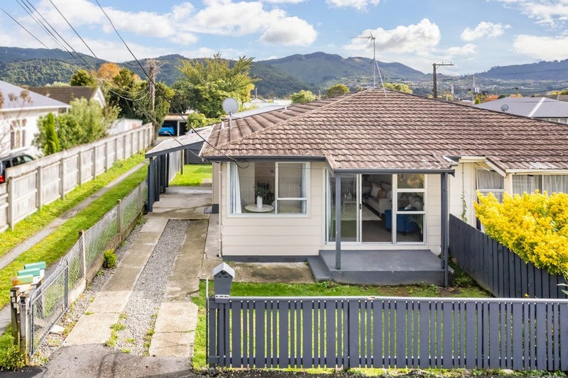 1/26 Ararino Street, Trentham, Upper Hutt - Carousel 1