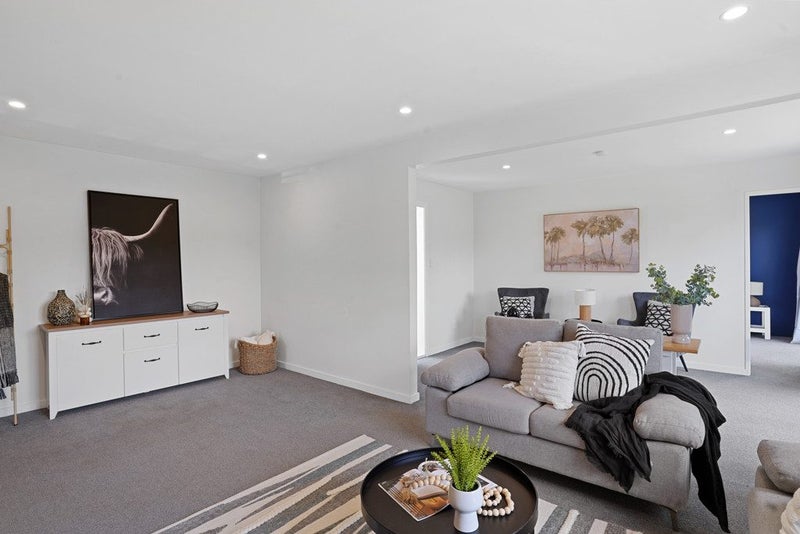 19 Glen Place, Parklands, Christchurch - Carousel 1