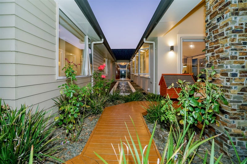 6 Platina Place, Flagstaff, Hamilton - Carousel 2