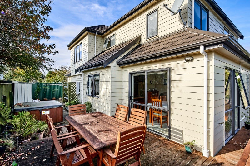 85A Pohutukawa Street, Woburn, Lower Hutt - Carousel 20