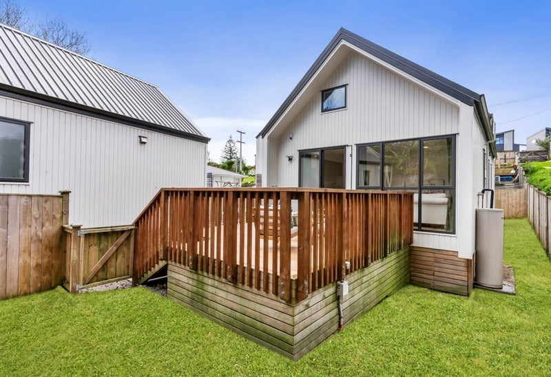 122D Lancaster Road, Beach Haven, Auckland - Carousel 2