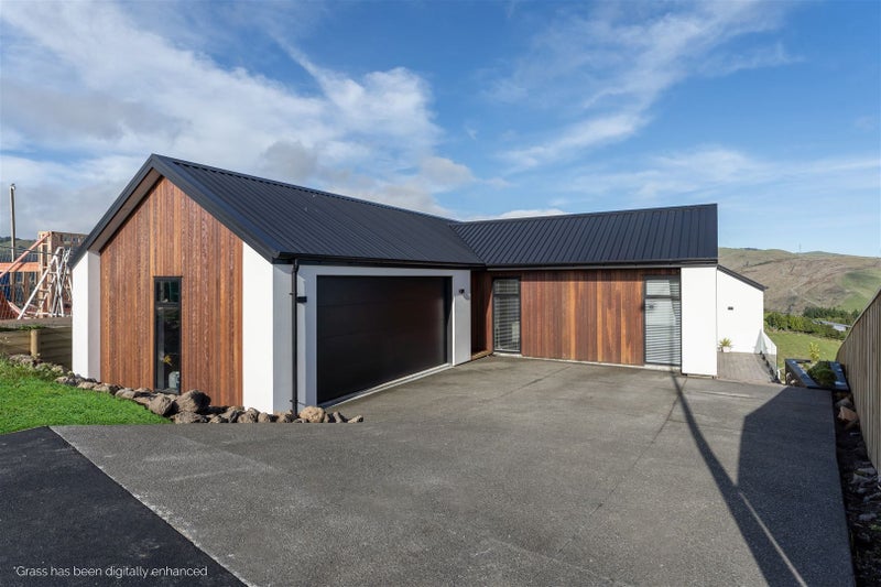 208 Penruddock Rise, Westmorland, Christchurch - Carousel 1