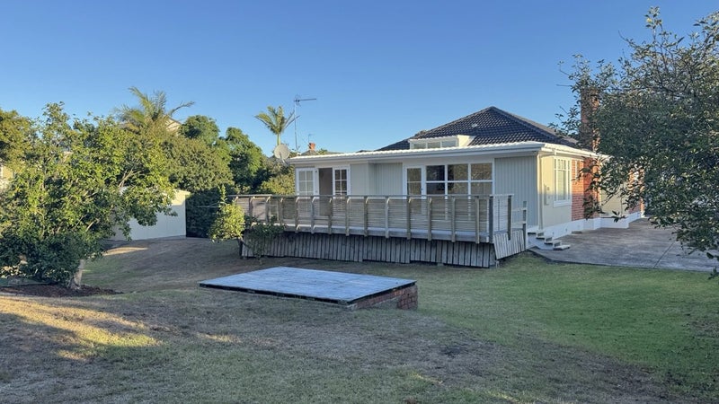 130 Sandringham Road, Sandringham, Auckland - Carousel 2