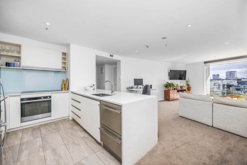 202/15 Rendall Place, Eden Terrace, Auckland - Carousel 2