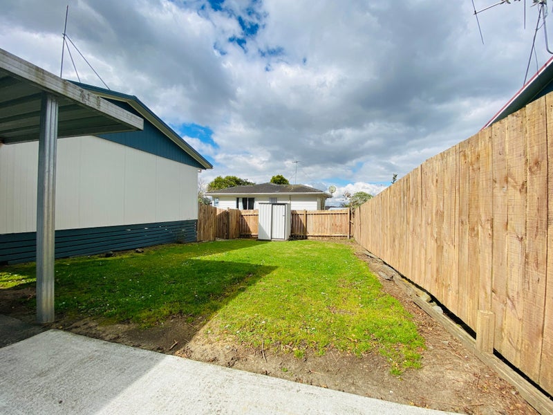 1/11 Nearco Street, Randwick Park, Auckland - Carousel 11