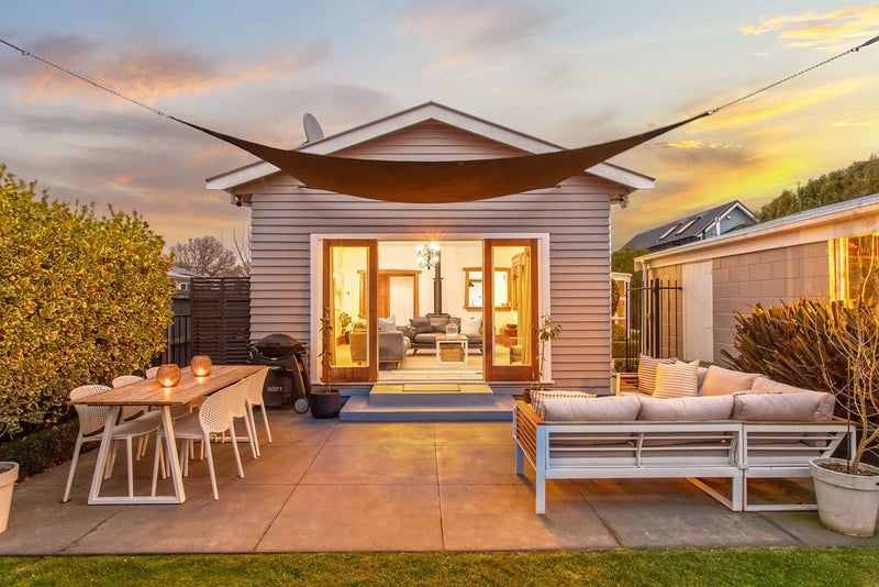 32 Windermere Road, Papanui, Christchurch - Carousel 1