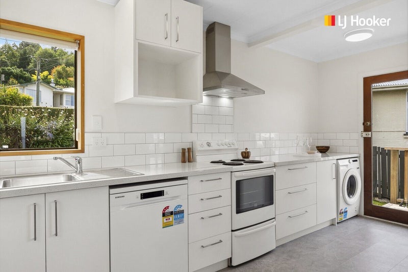 21 Turner Street, Halfway Bush, Dunedin - Carousel 2