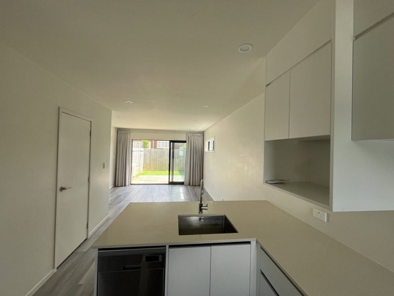 5/137 Hall Avenue, Favona, Auckland - Carousel 2
