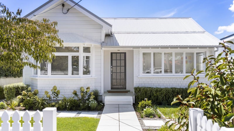 40 Tainui Road, Devonport, Auckland - Carousel 1