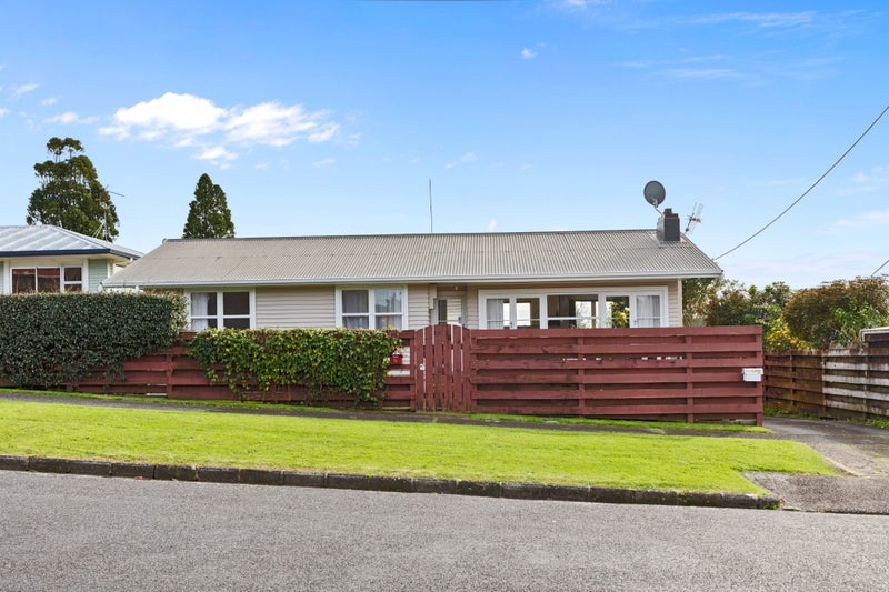 22 Manson Street, Gate Pa, Tauranga - Carousel 1