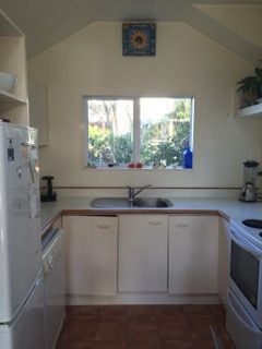 22D Hall Street, Newtown, Wellington - Carousel 2