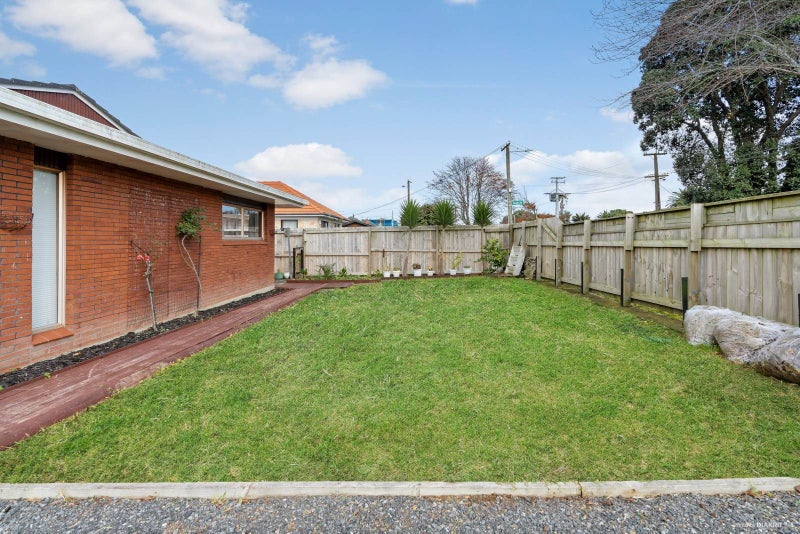 1/35 Central Avenue, Papatoetoe, Auckland - Carousel 14