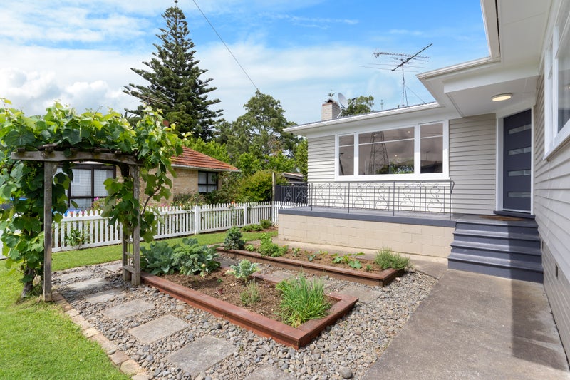 20 Harmony Avenue, Otahuhu, Auckland - Carousel 2