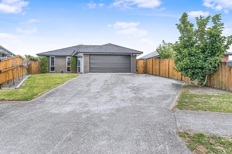 4 Beckham Close, Grandview Heights, Hamilton - Carousel 1