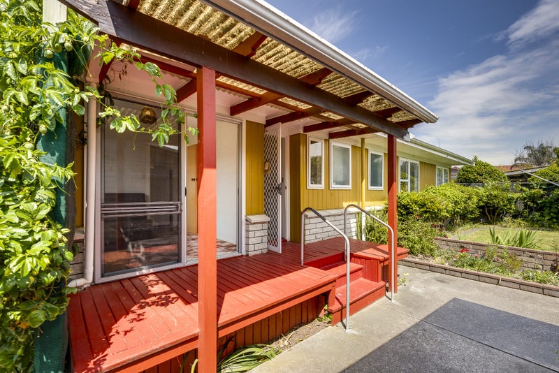 26 Trigg Crescent, Taradale, Napier - Carousel 2