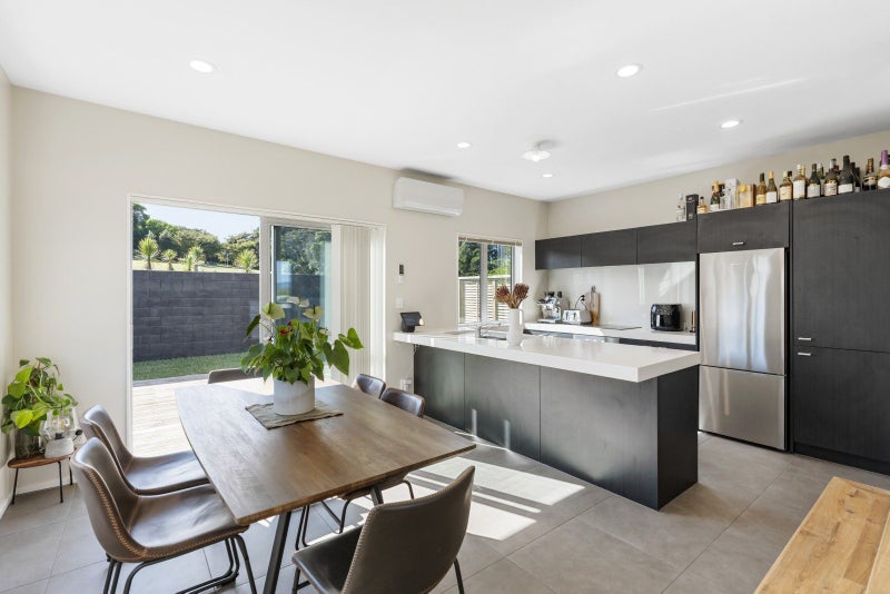 72A St Georges Road, Avondale, Auckland - Carousel 2