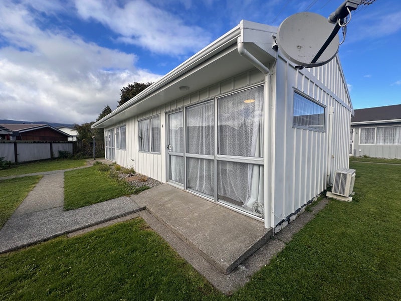 1/17 Hildreth Street, Trentham, Upper Hutt - Carousel 1