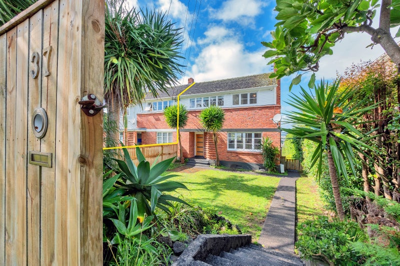 37 Te Kawa Road, Greenlane, Auckland - Carousel 1