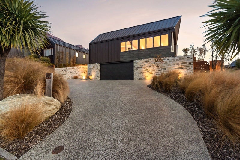 39 McAdam Drive, Jacks Point, Queenstown - Carousel 1