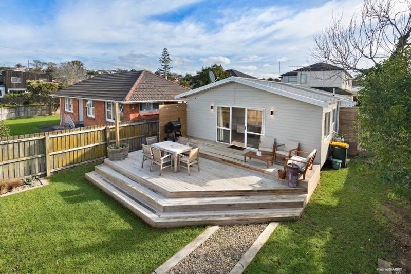 2/63 Stanley Avenue, Milford, Auckland - Carousel 2