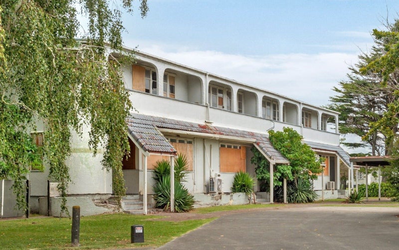 47 Centennial Crescent, Te Hapara, Gisborne - Carousel 1