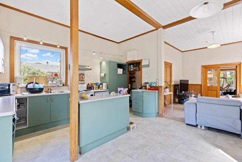 20 York Street, Waltham, Christchurch - Carousel 2