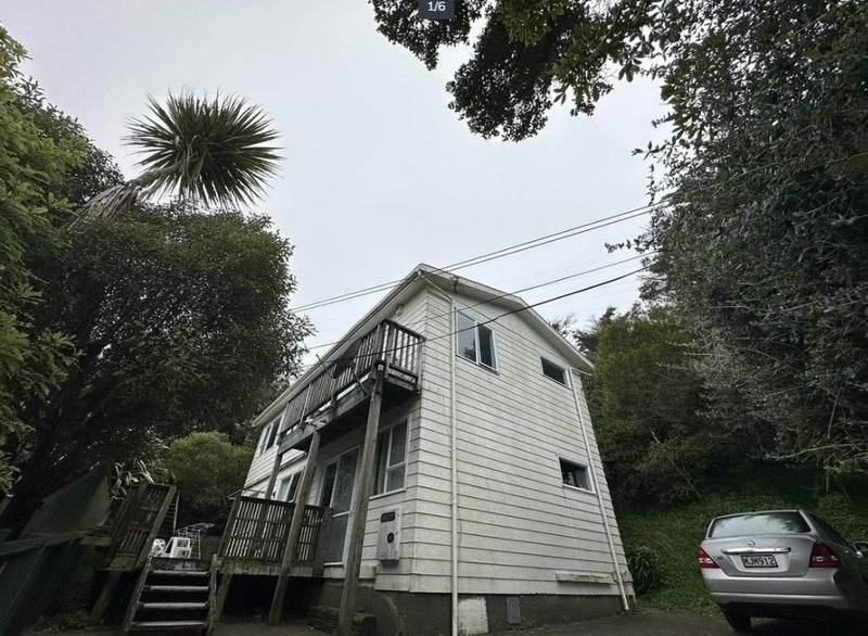 31B Omega Street, Newlands, Wellington - Carousel 1