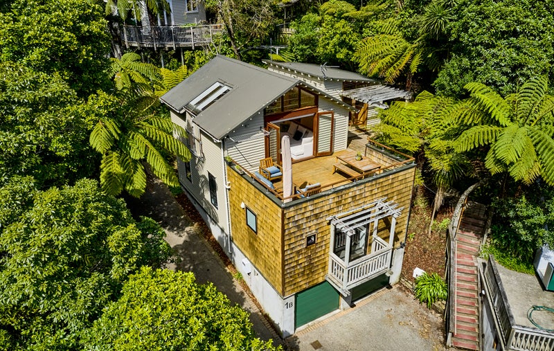 1A Waitohu Road, York Bay, Lower Hutt - Carousel 2