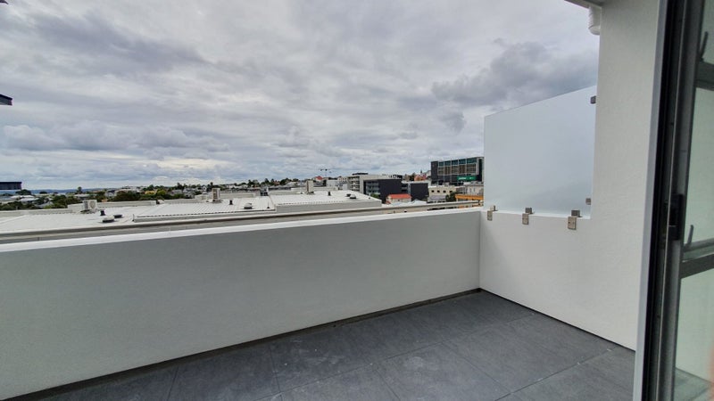 A8/15 Scanlan Street, Grey Lynn, Auckland - Carousel 11
