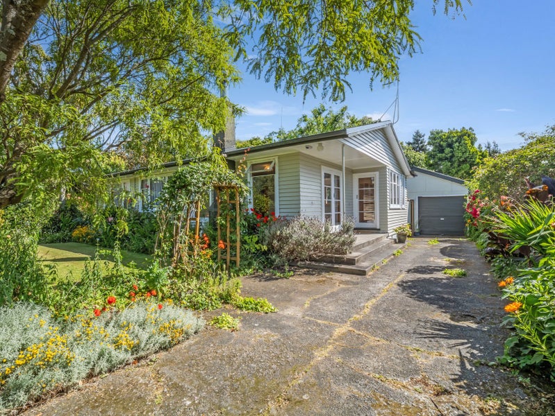 20 Collingwood Street, Hokowhitu, Palmerston North - Carousel 1