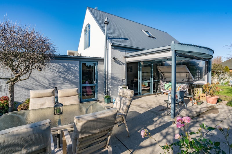 7 Seascape Gardens, Bromley, Christchurch - Carousel 1