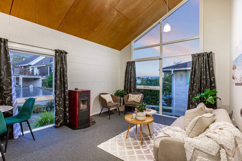 10A Penryn Drive, Camborne, Porirua - Carousel 2