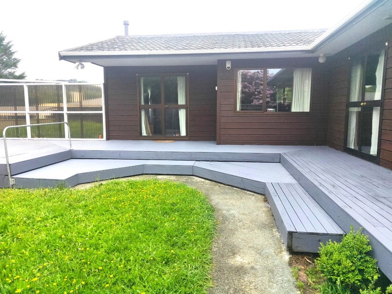 16A Tennyson Street, Trentham, Upper Hutt - Carousel 1