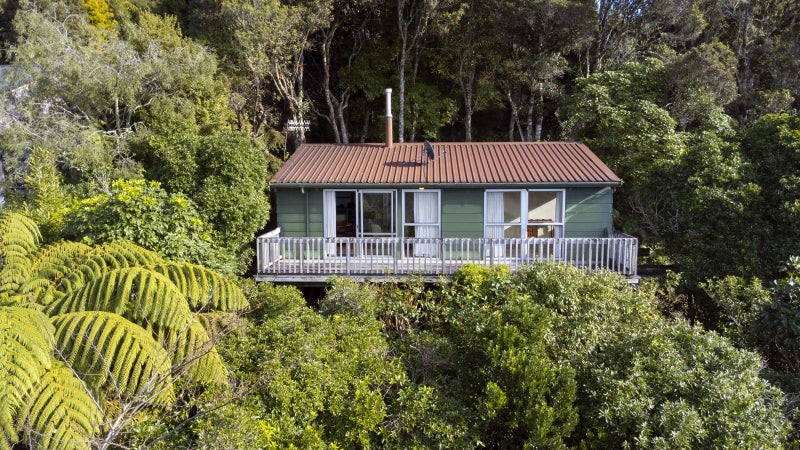 20 Hauraki Terrace, Pukawa Bay, Tūrangi - Carousel 2