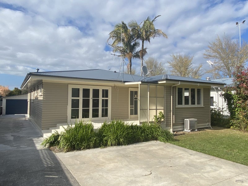 34 Cambridge Road, Hillcrest, Hamilton - Carousel 1