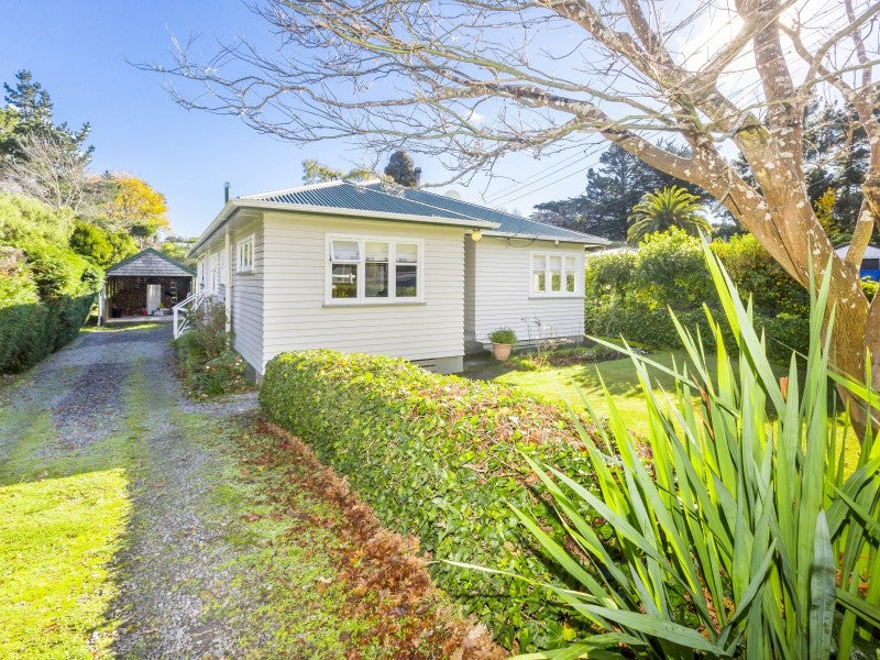 14 Maymorn Road, Te Marua, Upper Hutt - Carousel 1
