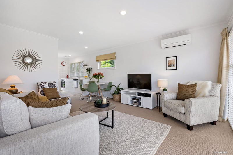 6/121 Riddell Road, Glendowie, Auckland - Carousel 2