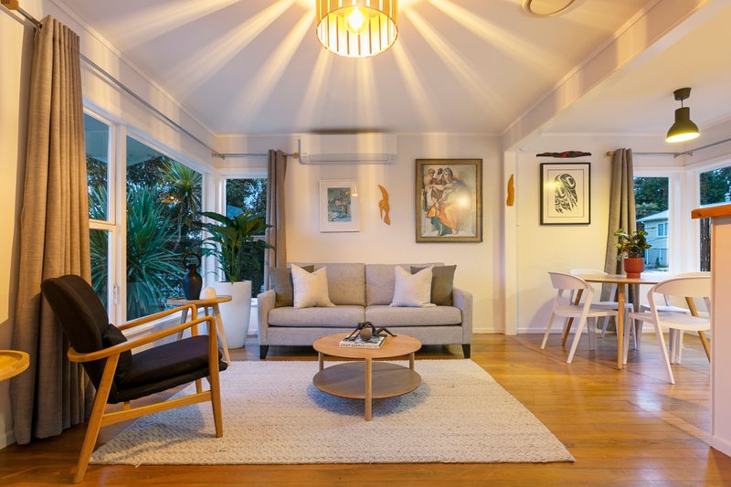 33 Saffron Street, Birkdale, Auckland - Carousel 1