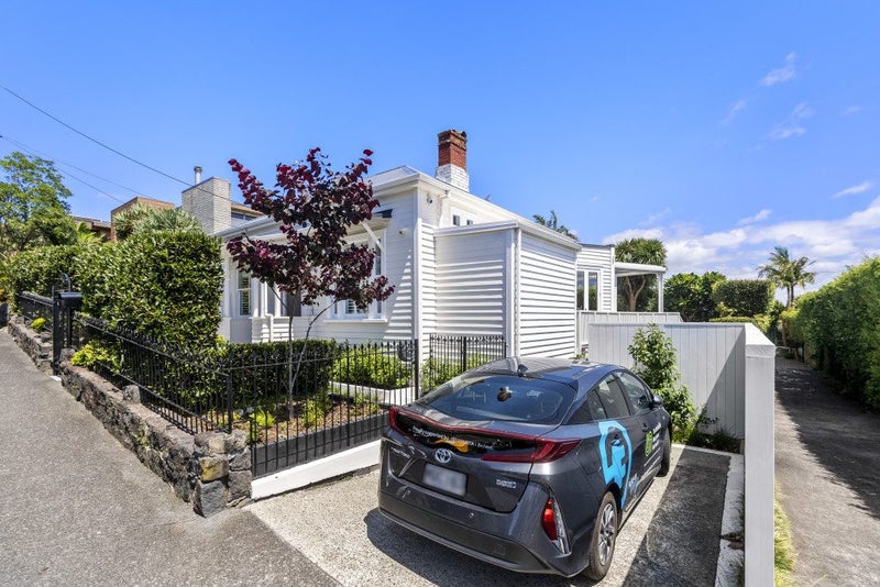 40 Livingstone Street, Westmere, Auckland - Carousel 2